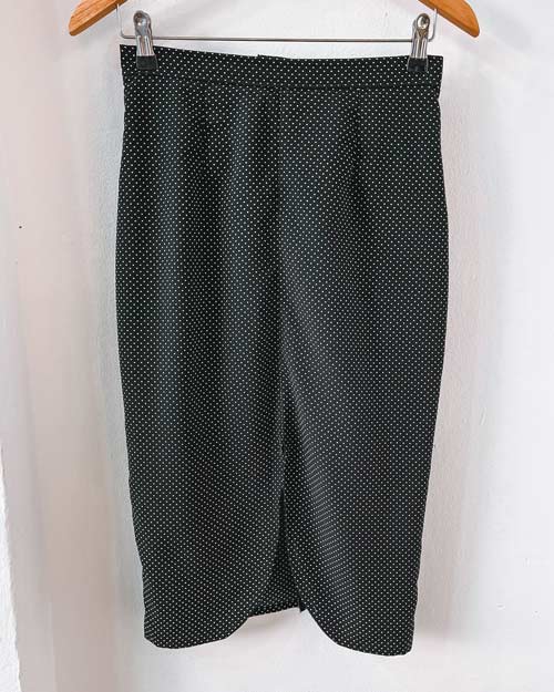 ACADEMIA CURSOS COSTURA PATRONAJE Y CONFECCIÓN INARI JÜN PAMPLONA IRUÑA CLASES DE COSTURA PAMPLONA IRUÑA