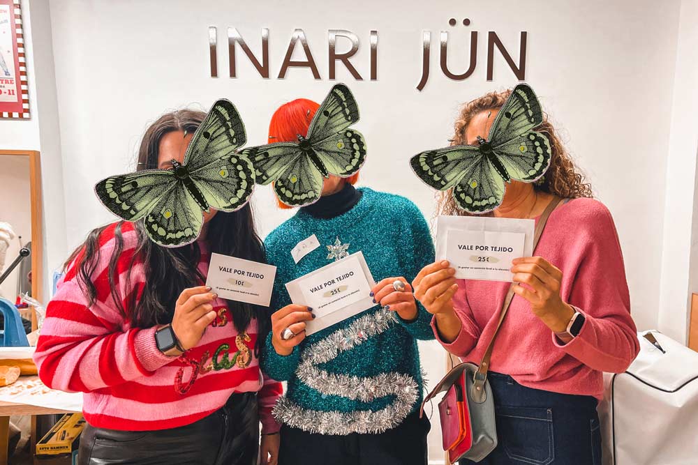 bingo y merienda navideña Pamplona Inari Jün Academia de Diseño, Patronaje y Confección, taller de costura, aprende a coser
