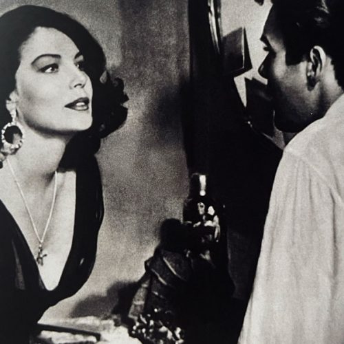 INARI JÜN COSTURA PAMPLONA TALLER DISEÑO PATRONAJE Y CONFECCIÓN APRENDER A COSER IRUÑA BLOG CRISTOBAL BALENCIAGA EN EL CINE